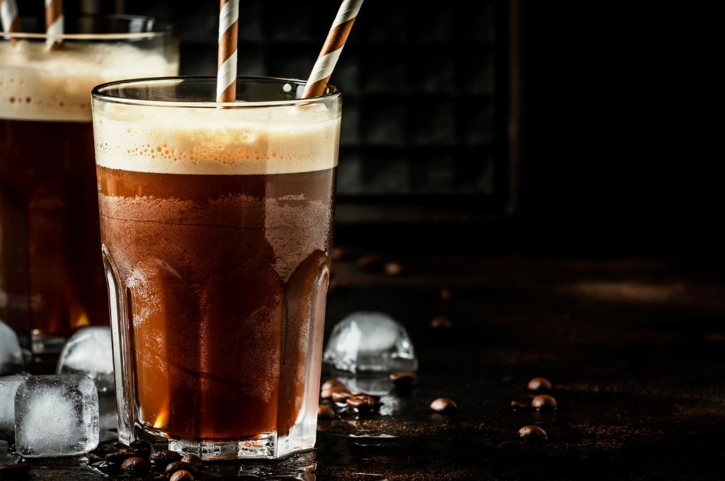 Café Frappé (Guide 2024)